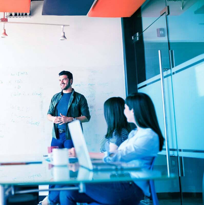 Image_Internal Careers_Sales program.png-1 Image_Internal Careers_Sales program.png-1